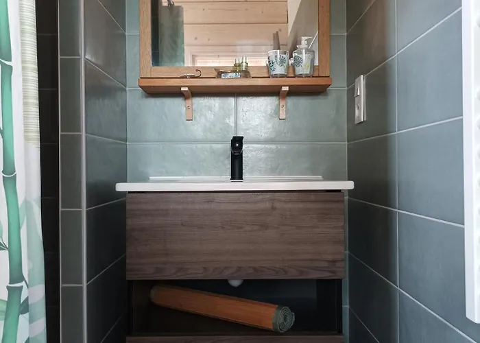 Couette-café Les Bambous 3*